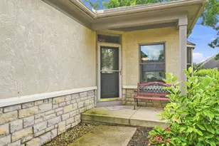 6150 McNaughten Grove Ln, Columbus, OH 43213 - Photo 2