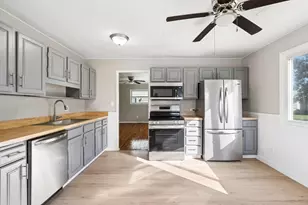 277 N Brinker Ave, Columbus, OH 43204 - Photo 1