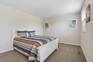 6330 Commonwealth Dr, Westerville, OH 43082 - Photo 54