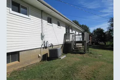 2740 Village Drive, Zanesville, OH 43701 - Photo 36