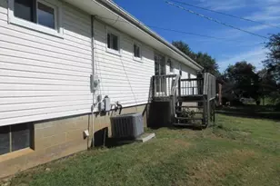 2740 Village Dr, Zanesville, OH 43701 - Photo 36