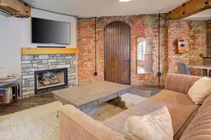 51 W Blenkner St, Columbus, OH 43215 - Photo 6