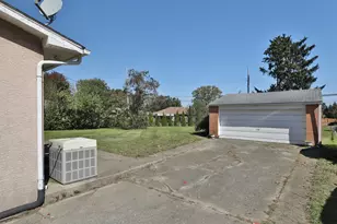 1108 Marland Dr N, Columbus, OH 43224 - Photo 32