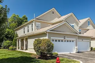 9065 Polaris Lakes Dr, Columbus, OH 43240 - Photo 2