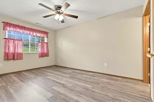 3732 Colony Hill Dr, Zanesville, OH 43701 - Photo 20