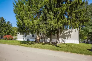 248 Thorn Locust Ln, London, OH 43140 - Photo 4