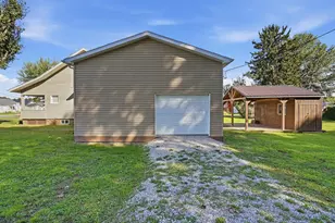 1103 W State St, Newcomerstown, OH 43832 - Photo 40