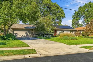2290 Middlesex Rd, Upper Arlington, OH 43220 - Photo 1