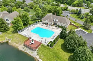 7915 Avaleen Cir N, Dublin, OH 43016 - Photo 2