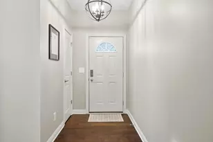 6216 Albany Brooke Dr, Westerville, OH 43081 - Photo 2