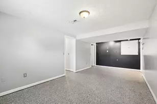 2928 Daisy Ln, Columbus, OH 43204 - Photo 24