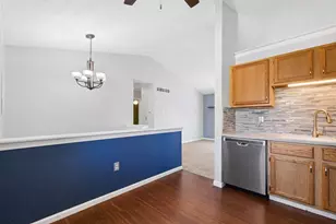 2928 Daisy Ln, Columbus, OH 43204 - Photo 10