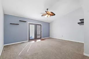 2928 Daisy Ln, Columbus, OH 43204 - Photo 8