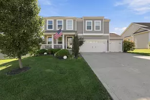 2360 Pine Crest Dr, Lancaster, OH 43130 - Photo 2