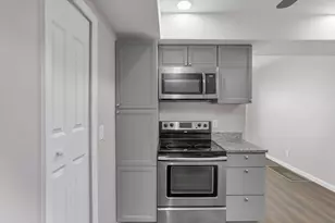 496 Eldridge Ave, Columbus, OH 43203 - Photo 16