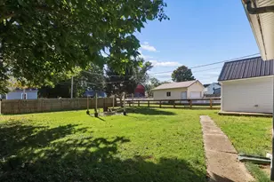 207 W Mill St, Circleville, OH 43113 - Photo 18