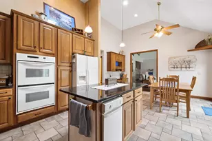 1982 Wilshire Ln NW, Lancaster, OH 43130 - Photo 12
