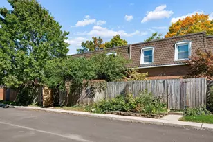 2885 Chateau Cir S, Upper Arlington, OH 43221 - Photo 32