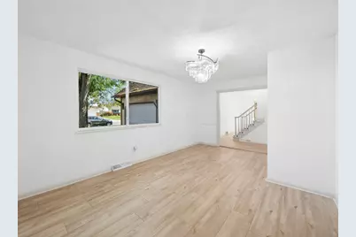 5455 Maple Canyon Avenue, Columbus, OH 43229 - Photo 10
