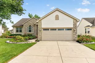 3542 Lake Louise Dr, Grove City, OH 43123 - Photo 1