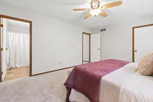7403 Mapleleaf Blvd, Columbus, OH 43235 - Photo 20