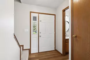 7403 Mapleleaf Blvd, Columbus, OH 43235 - Photo 4