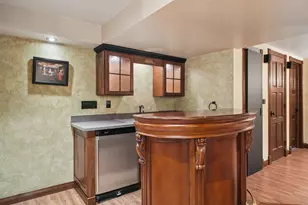 8240 Chateau Ln, Westerville, OH 43082 - Photo 96