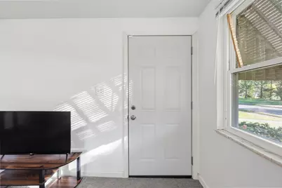 1353 Barnett Road, Columbus, OH 43227 - Photo 8