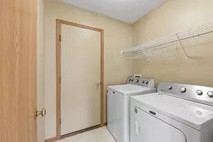 5919 Westbend Dr, Galloway, OH 43119 - Photo 24