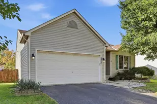 5919 Westbend Dr, Galloway, OH 43119 - Photo 2
