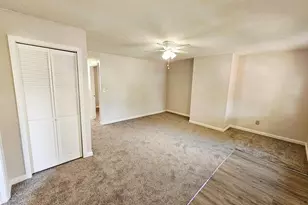 30 Market St, Bloomingburg, OH 43106 - Photo 8