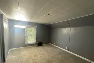 224 E 6th St, West Lafayette, OH 43845 - Photo 20