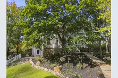 9776 Erin Woods Drive, Dublin, OH 43017 - Photo 8