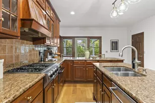 9776 Erin Woods Dr, Dublin, OH 43017 - Photo 28