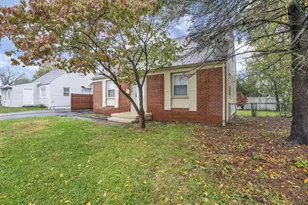 3023 Hamilton Ave, Columbus, OH 43224 - Photo 6