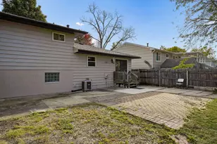 3186 Valleywood Dr, Columbus, OH 43223 - Photo 40