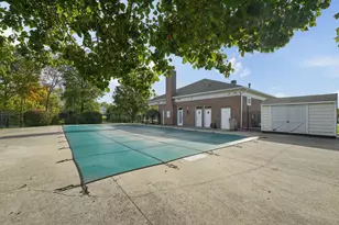5998 Naughten Pond Dr, Columbus, OH 43213 - Photo 42