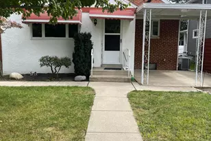 1339 Elmwood Ave, Grandview Heights, OH 43212 - Photo 6