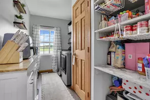 408 S High St, Hebron, OH 43025 - Photo 16