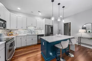 251 Daniel Burnham Square, Columbus, OH 43215 - Photo 16