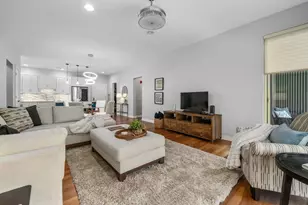 251 Daniel Burnham Square, Columbus, OH 43215 - Photo 4