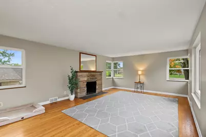 559 Portland Way S, Galion, OH 44833 - Photo 2