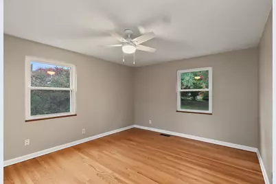 559 Portland Way S, Galion, OH 44833 - Photo 12