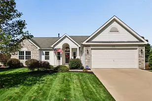 2497 Abbey Knoll Dr, Lewis Center, OH 43035 - Photo 1