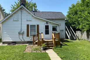 281 E Central Ave, Delaware, OH 43015 - Photo 2