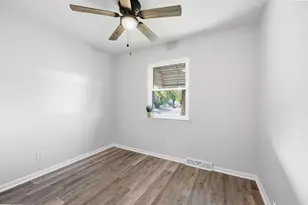 2896 Nuway Rd, Columbus, OH 43207 - Photo 16