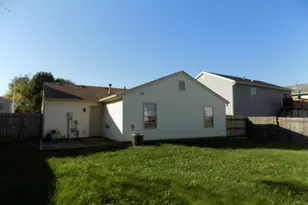 1054 Esther Dr, Columbus, OH 43207 - Photo 14