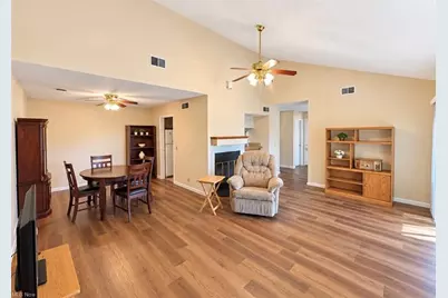 1134 S Slope Bay, Zanesville, OH 43701 - Photo 2