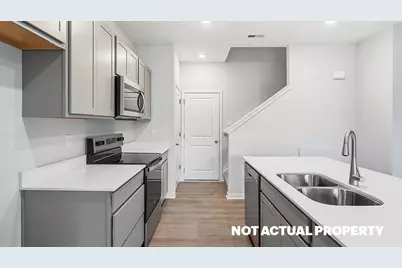 6273 Marinelli Drive North N, Columbus, OH 43228 - Photo 12