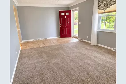 2049 Boving Road SW, Lancaster, OH 43130 - Photo 4
